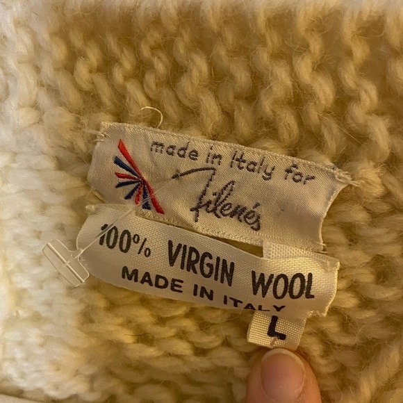 Vintage Filene’s 100% Virgin Wool Sweater Vest - Picture 4 of 4